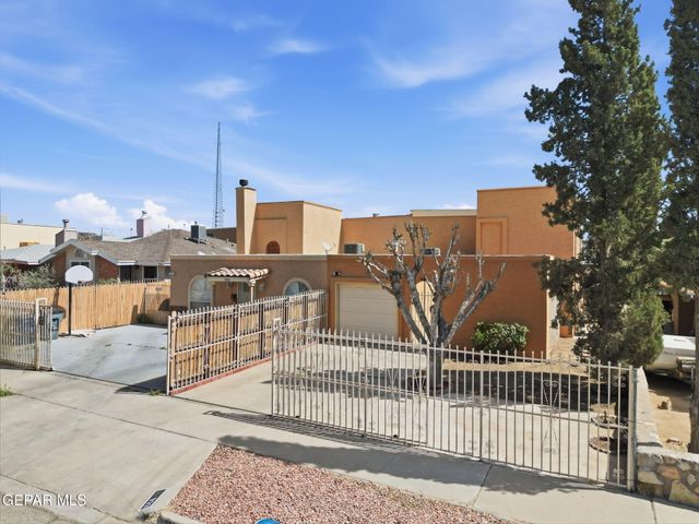 932 DESTELLO Road, El Paso, TX 79907