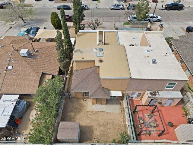 932 DESTELLO Road, El Paso, TX 79907
