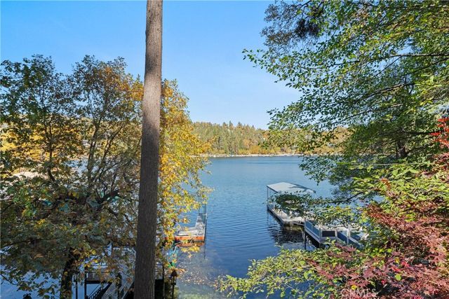 27772 Hamiltair Drive, Lake Arrowhead, CA 92352