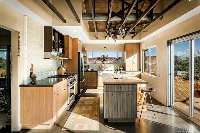 2680 Vine, Pioneertown, CA 92268