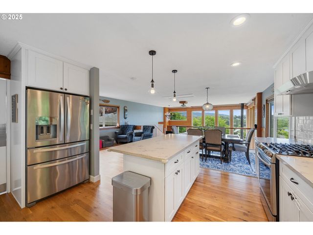1626 Ne REGATTA Way, Lincoln City, OR 97367