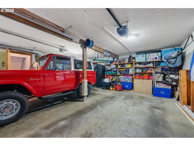 1626 Ne REGATTA Way, Lincoln City, OR 97367