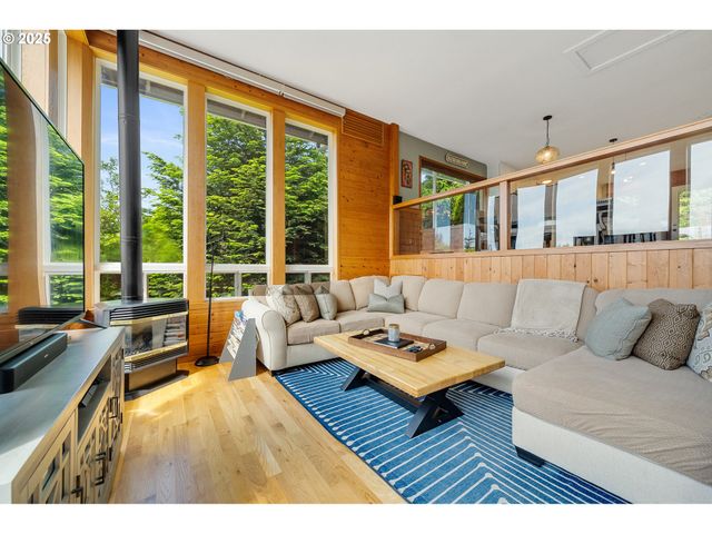 1626 Ne REGATTA Way, Lincoln City, OR 97367