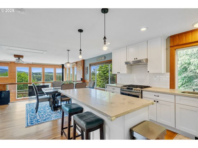 1626 Ne REGATTA Way, Lincoln City, OR 97367