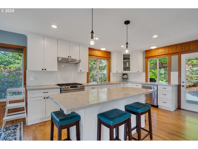 1626 Ne REGATTA Way, Lincoln City, OR 97367