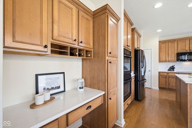 6103 Golden Eagle Drive, Zionsville, IN 46077