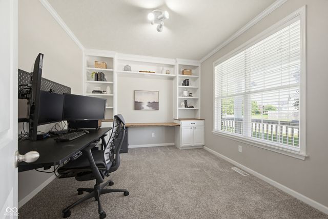 6103 Golden Eagle Drive, Zionsville, IN 46077