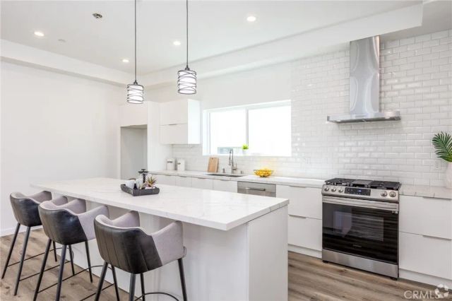 5655 Hazeltine Avenue 2, Sherman Oaks, CA 91401