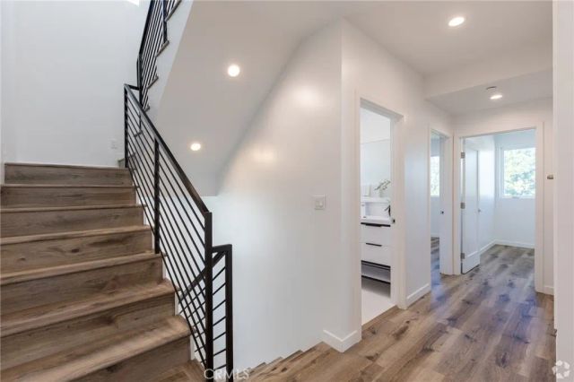 5655 Hazeltine Avenue 2, Sherman Oaks, CA 91401