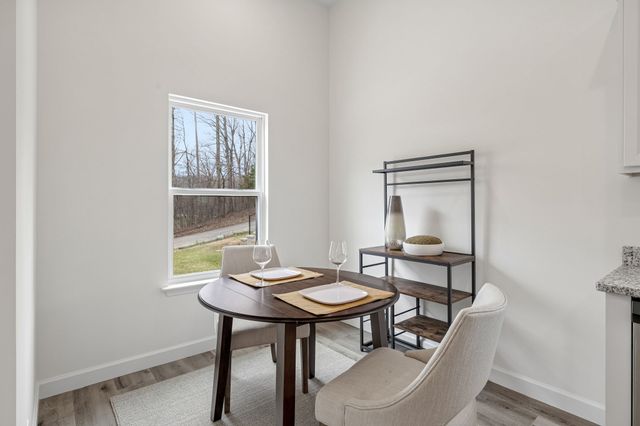 1118C W First Street, Dickson, TN 37055