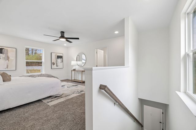 1118C W First Street, Dickson, TN 37055