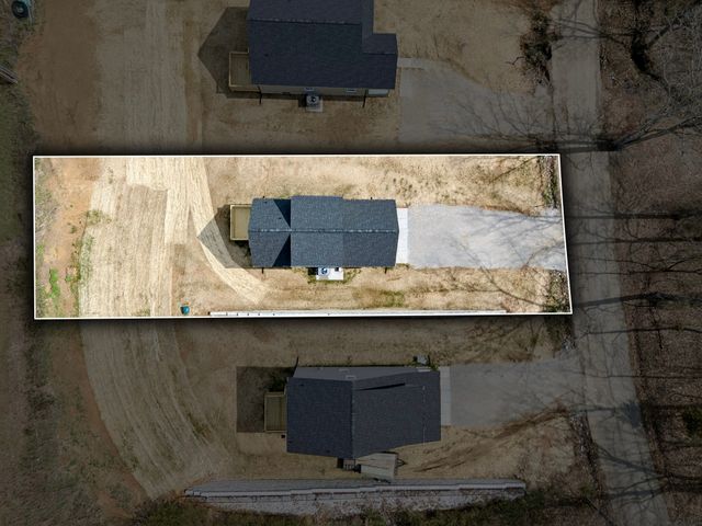 1118C W First Street, Dickson, TN 37055