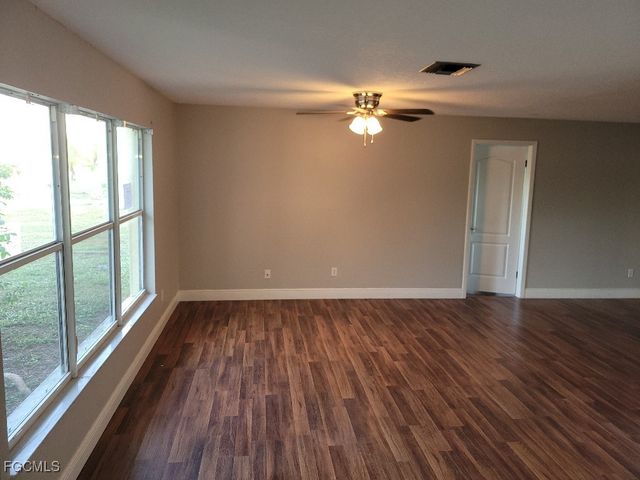 1110 SE 15th ST, Cape Coral, FL 33990