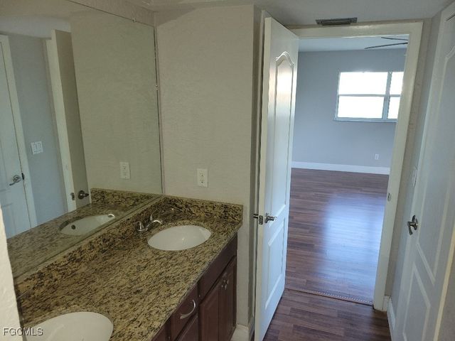 1110 SE 15th ST, Cape Coral, FL 33990