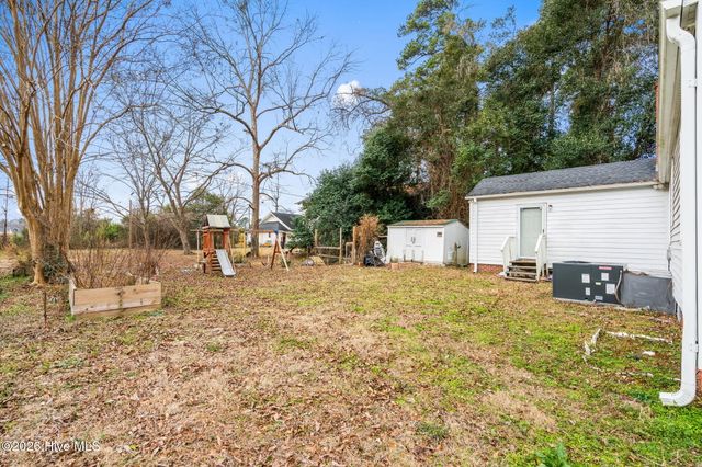 102 Sandwall Avenue, Tabor City, NC 28463