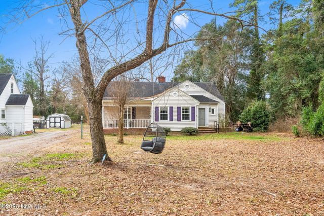 102 Sandwall Avenue, Tabor City, NC 28463