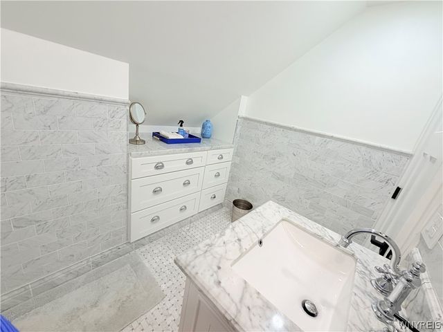 3794 Westview Avenue, Hamburg, NY 14075
