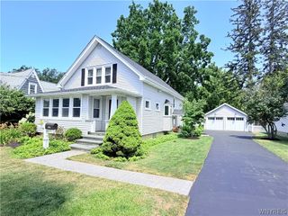3794 Westview Avenue, Hamburg, NY 14075