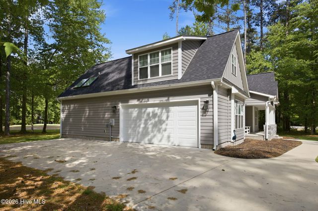 123 Trent Lane 17, Chocowinity, NC 27817