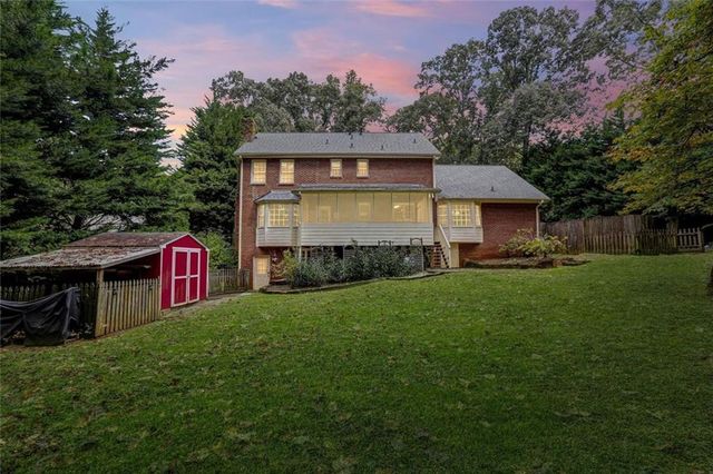 5774 Vantage Court, Stone Mountain, GA 30087