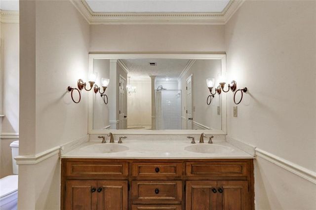 5774 Vantage Court, Stone Mountain, GA 30087