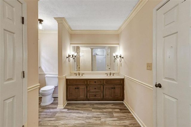 5774 Vantage Court, Stone Mountain, GA 30087