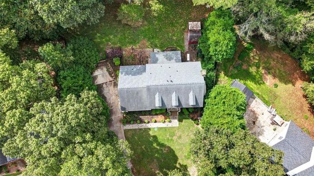 5774 Vantage Court, Stone Mountain, GA 30087