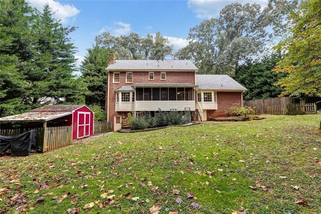 5774 Vantage Court, Stone Mountain, GA 30087