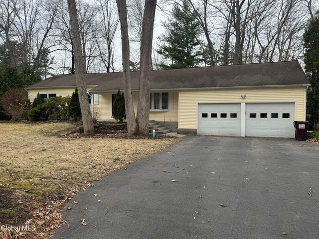 13 Secada Drive, Clifton Park, NY 12065