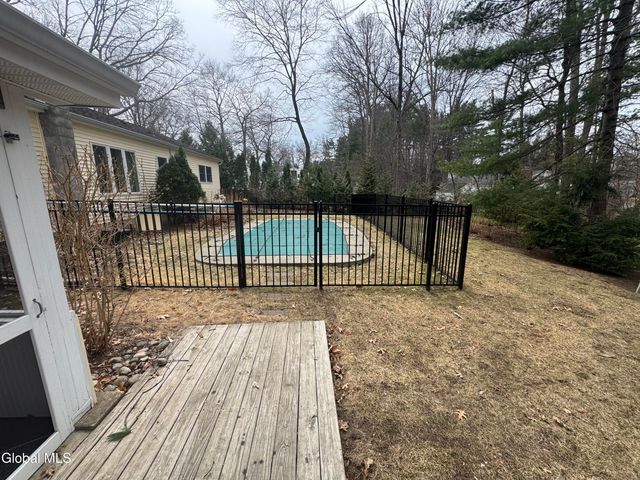 13 Secada Drive, Clifton Park, NY 12065