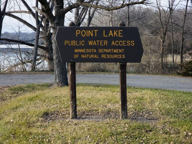 7344 26th Street NE, Willmar, MN 56201