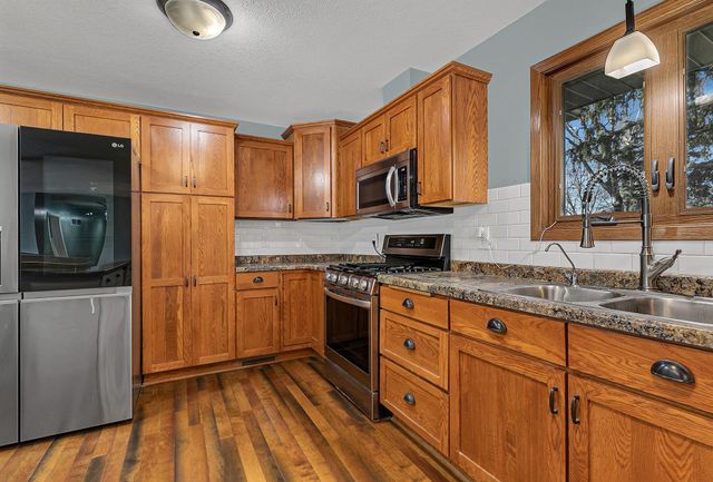 7344 26th Street NE, Willmar, MN 56201