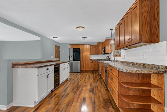 7344 26th Street NE, Willmar, MN 56201