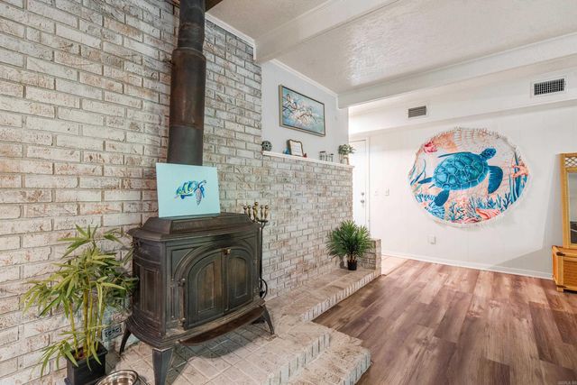 104 buccaneer Street, Hot Springs, AR 71913