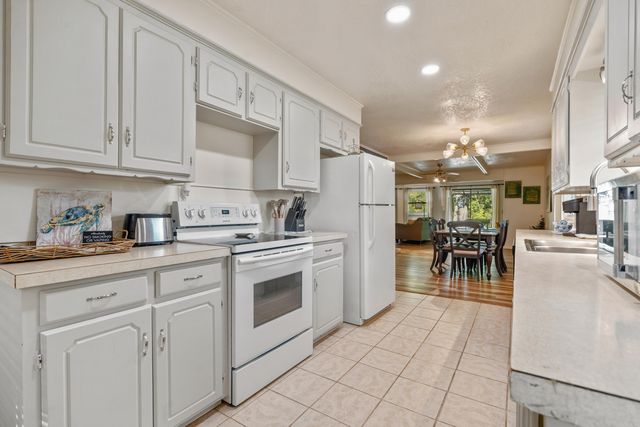 104 buccaneer Street, Hot Springs, AR 71913