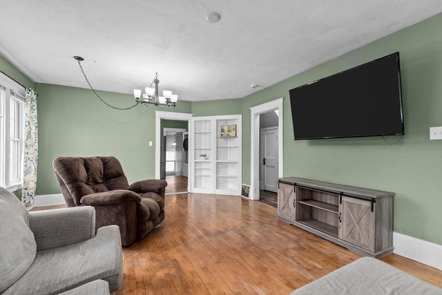 303 N OUTAGAMIE STREET, Appleton, WI 54914