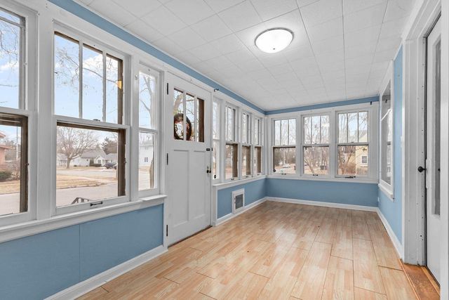 303 N OUTAGAMIE STREET, Appleton, WI 54914