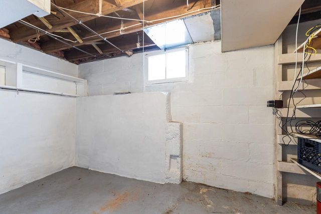 303 N OUTAGAMIE STREET, Appleton, WI 54914