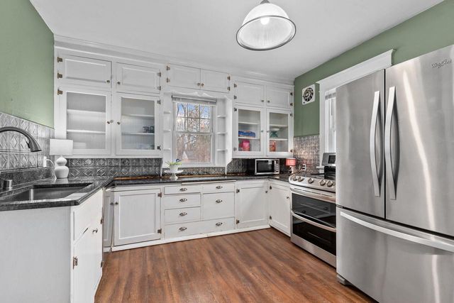 303 N OUTAGAMIE STREET, Appleton, WI 54914