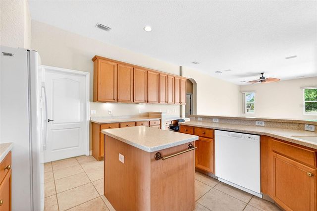 2212 MYRTLE VISTA COURT, Sun City Center, FL 33573