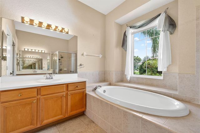 2212 MYRTLE VISTA COURT, Sun City Center, FL 33573