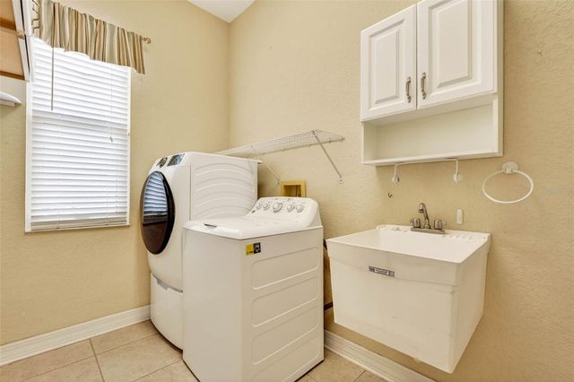 2212 MYRTLE VISTA COURT, Sun City Center, FL 33573