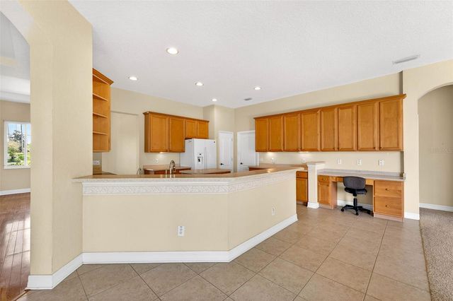 2212 MYRTLE VISTA COURT, Sun City Center, FL 33573