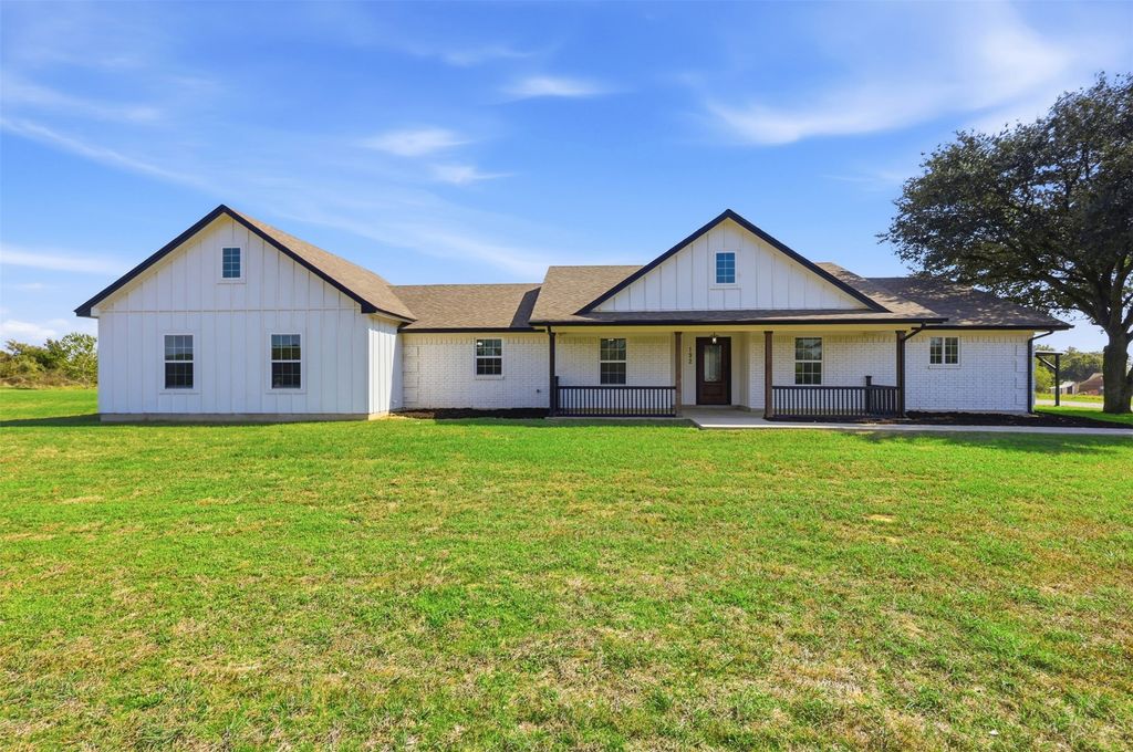 192 Riverside Drive, Decatur, TX 76234 — exterior