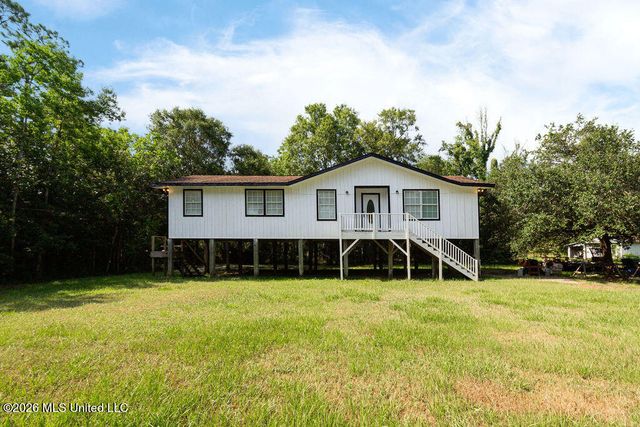 4103 Lake Street, Bay Saint Louis, MS 39520