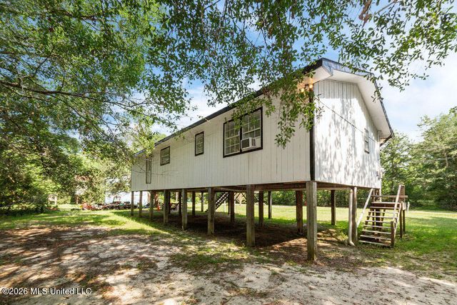 4103 Lake Street, Bay Saint Louis, MS 39520