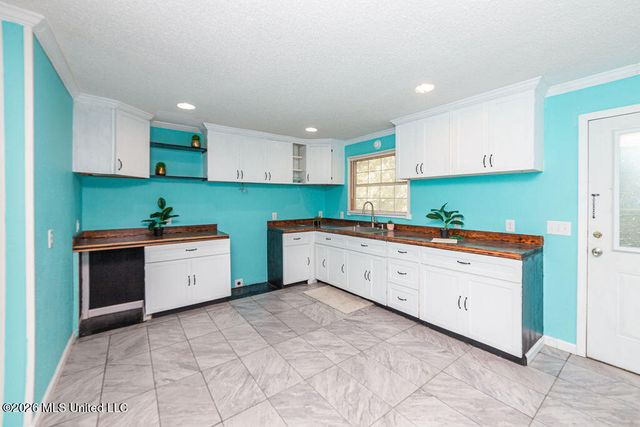 4103 Lake Street, Bay Saint Louis, MS 39520