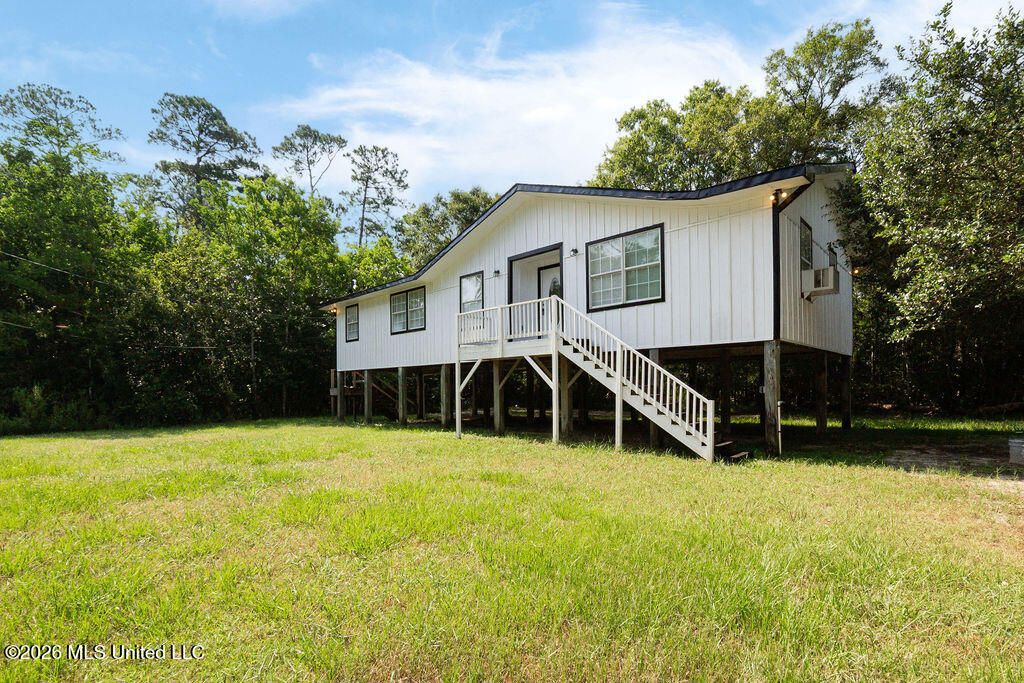 4103 Lake Street, Bay Saint Louis, MS 39520