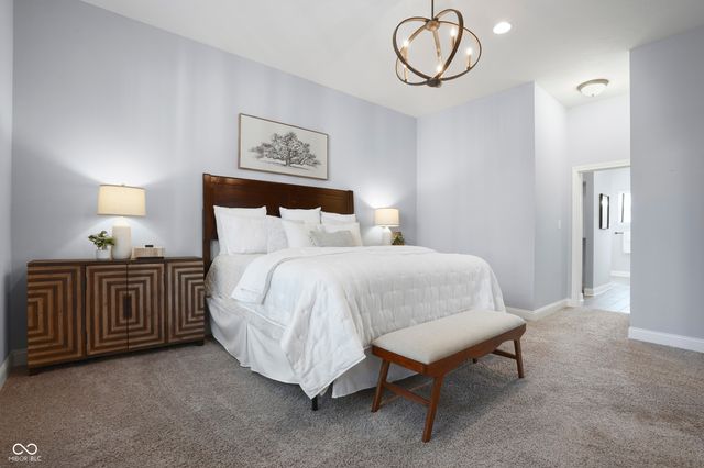 7077 Antiquity Drive, Carmel, IN 46033