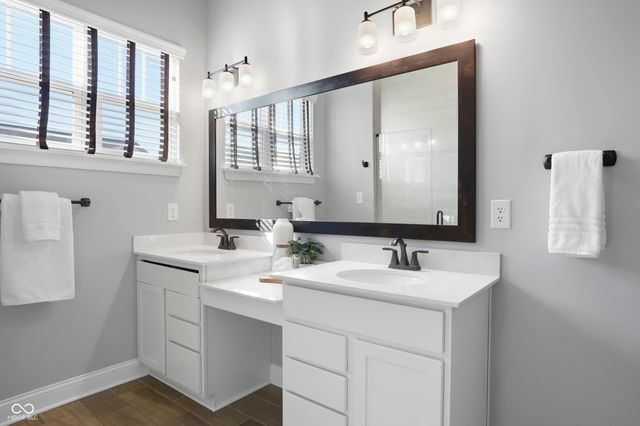 7077 Antiquity Drive, Carmel, IN 46033